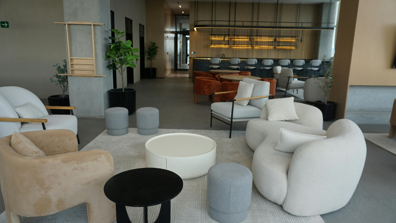 How Can You Spot the Perfect Fit for Your Lounge Area?